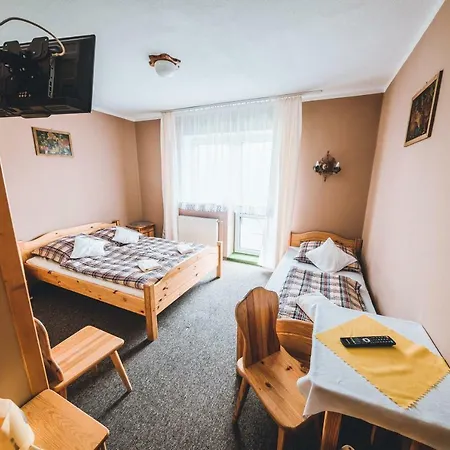 Kwatera prywatna żółta Turnia